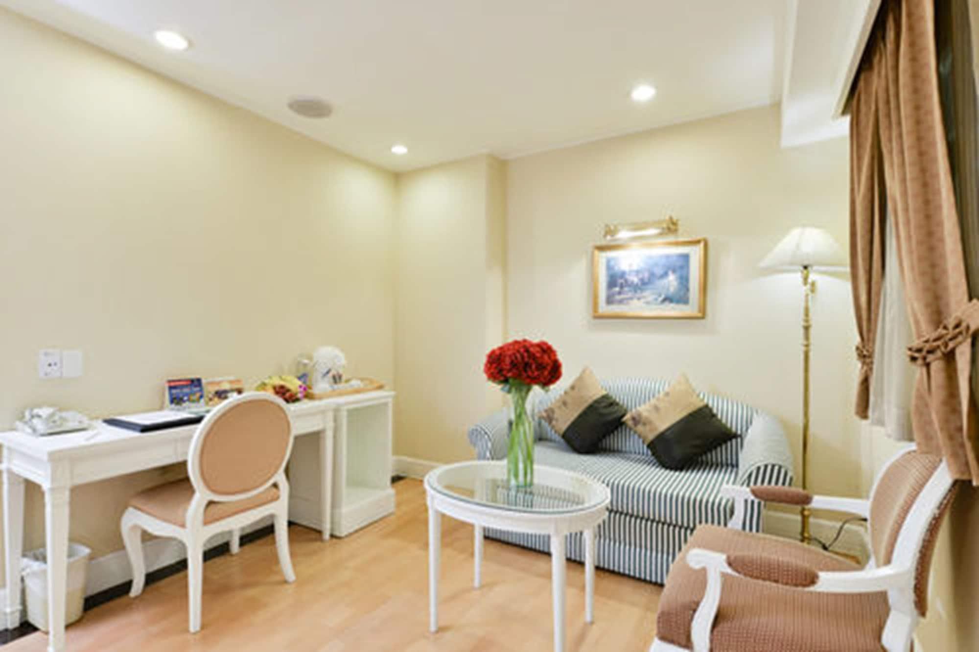 Executive Club At Windsor 호텔 방콕 외부 사진 A suite at the hotel
