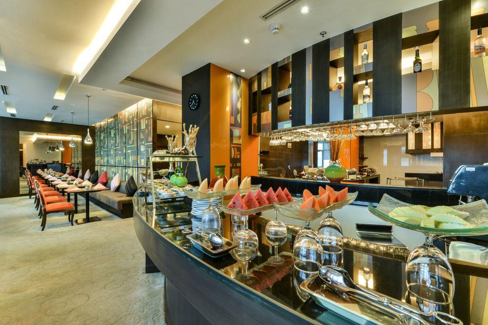 Executive Club At Windsor 호텔 방콕 외부 사진 The Terrace