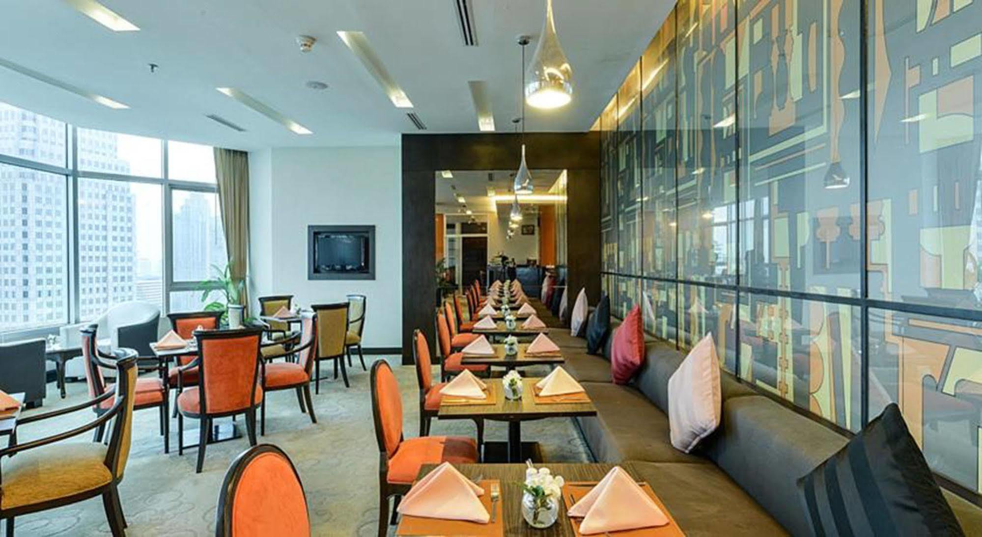 Executive Club At Windsor 호텔 방콕 외부 사진 The restaurant