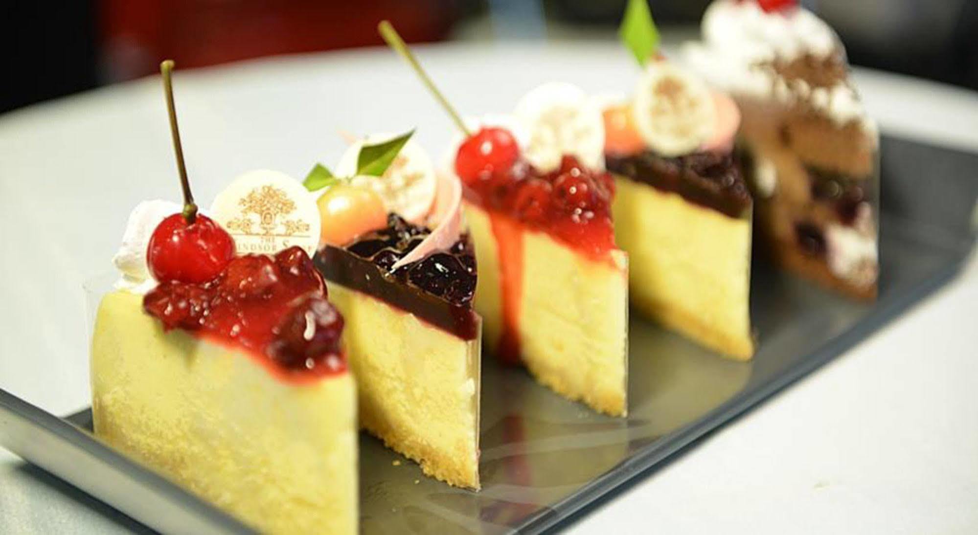 Executive Club At Windsor 호텔 방콕 외부 사진 Cheesecake